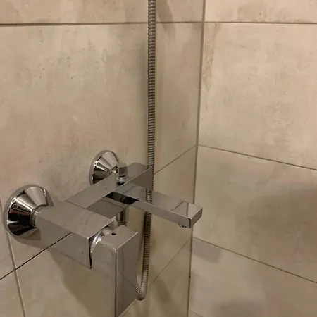 Delta 10- Two Big Beds